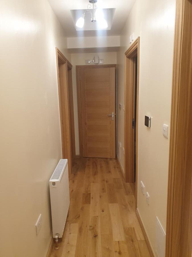 London Luxury 3 Bedroom 2 Bathrooms Flat 1 Min To Redbridge Station Free Parking & Wifi Wanstead Exterior photo